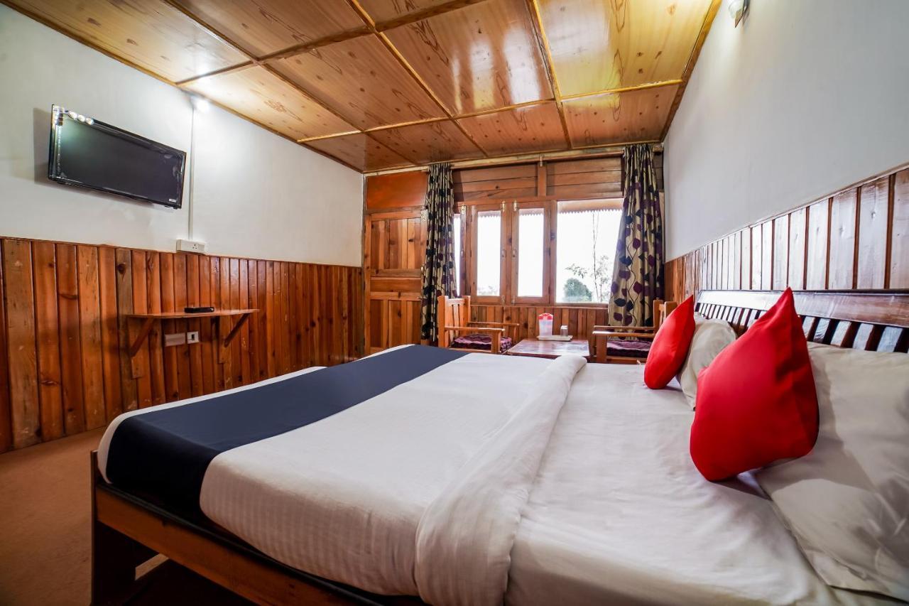 Capital O 47240 Hotel Blossom Resort Kausani Eksteriør billede