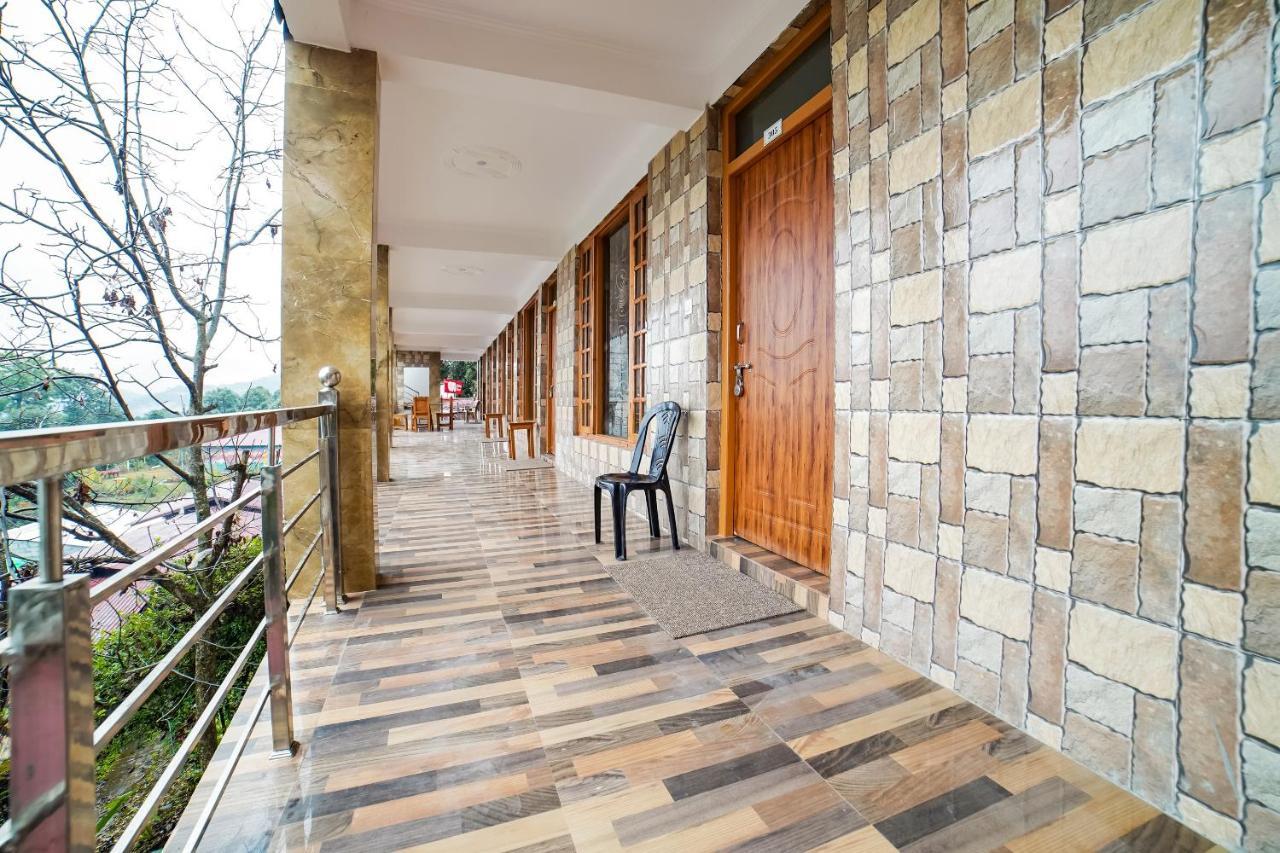 Capital O 47240 Hotel Blossom Resort Kausani Eksteriør billede